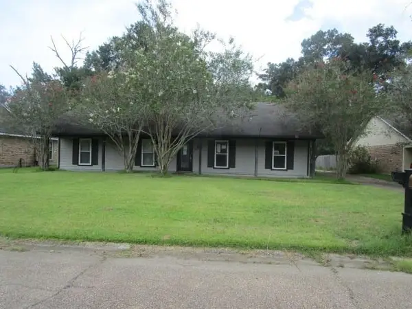 131 Oakwood Drive, Denham Springs, LA 70726