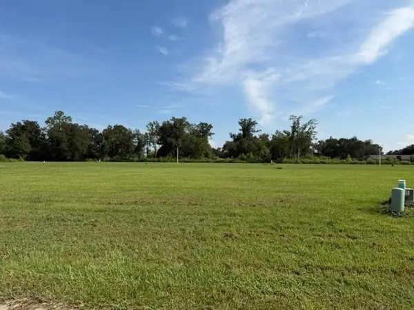 227 River Place Drive, Hahnville, LA 70057