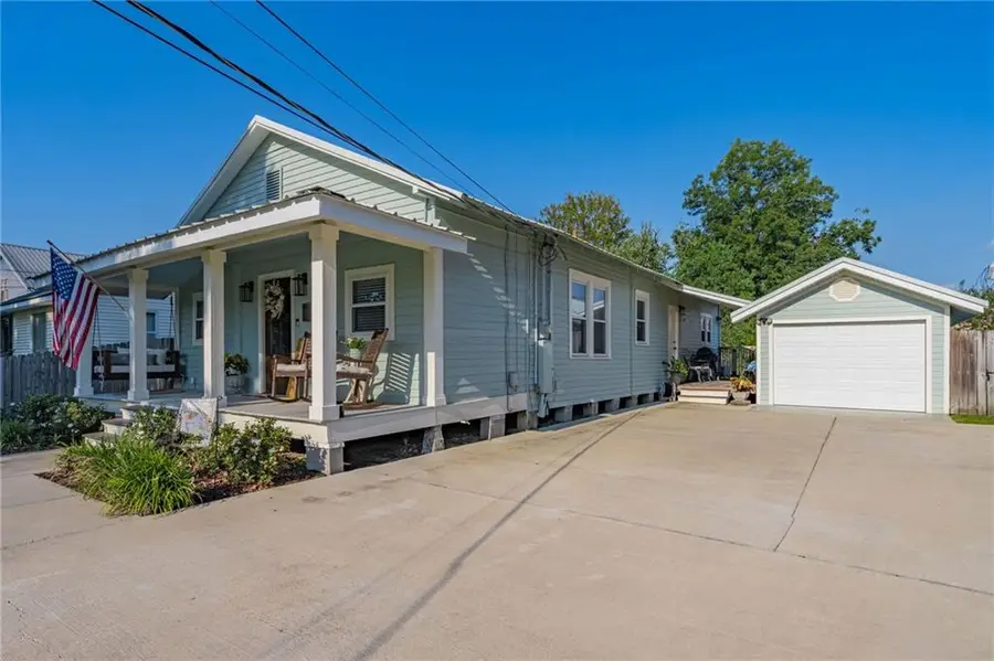 320 N 6th Street, Ponchatoula, LA 70454 - #2