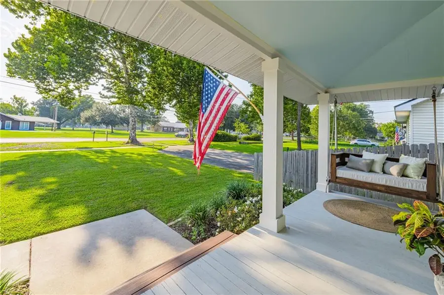 320 N 6th Street, Ponchatoula, LA 70454 - #3