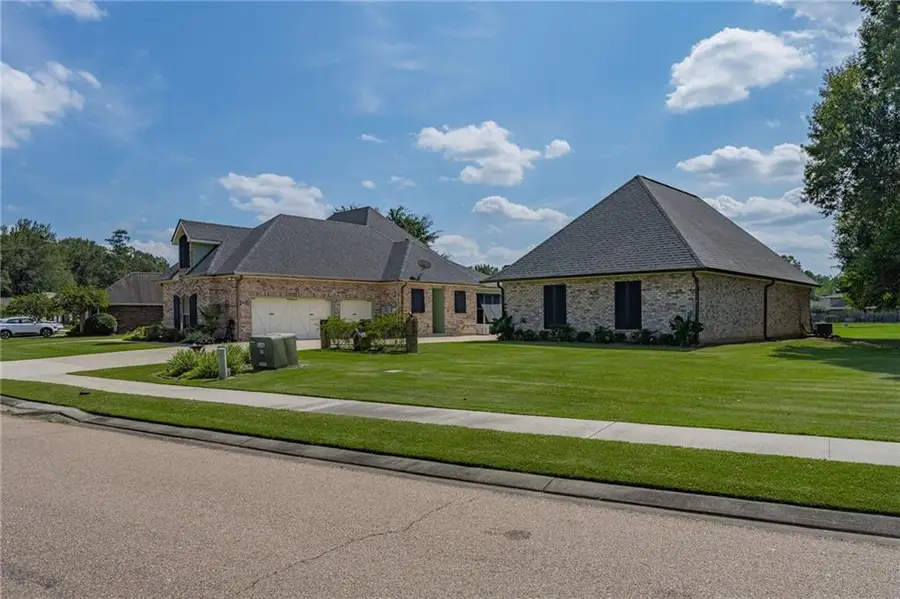 363 Lake Orleans Boulevard, Ponchatoula, LA 70454 - #3