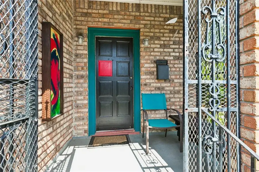 5240 Burgundy Street, New Orleans, LA 70117 - #3