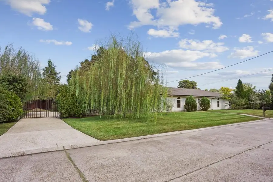138 Clausen Road, Belle Chasse, LA 70037 - #2