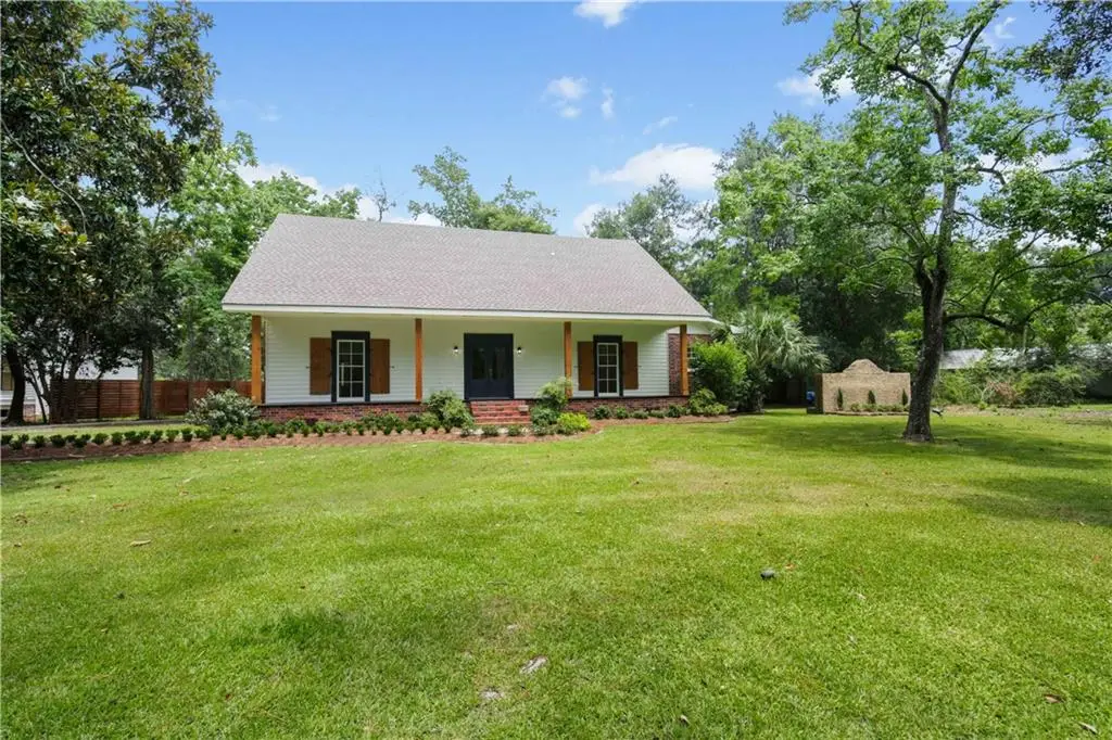 425 Carondelet Street, Mandeville, LA 70448 - #1