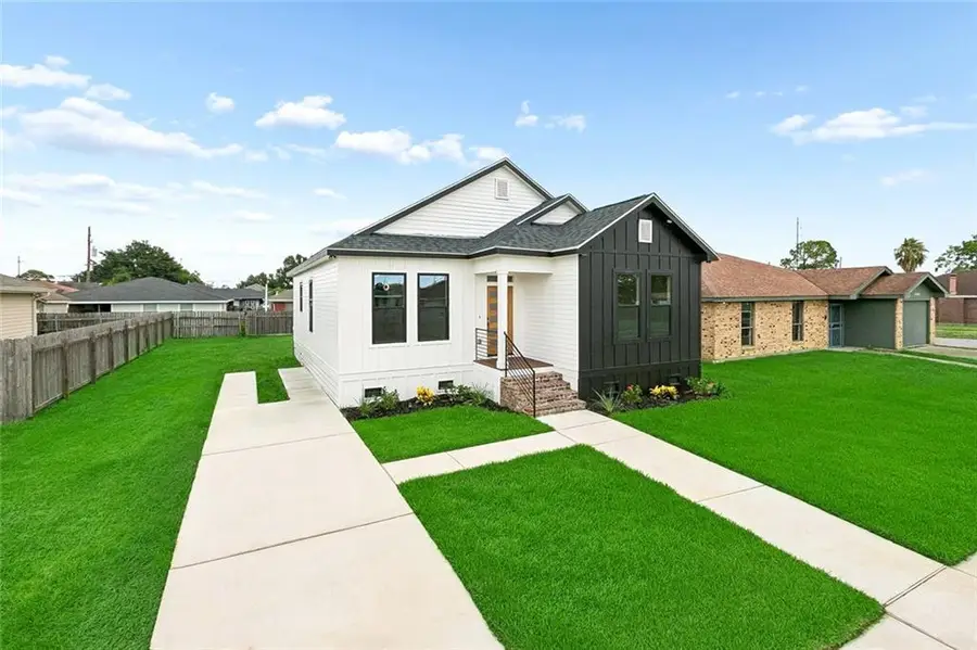 7411 Symmes Avenue, New Orleans, LA 70127 - #2