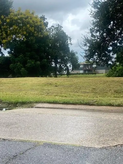 496 Fairfield Avenue, Gretna, LA 70056 - #1