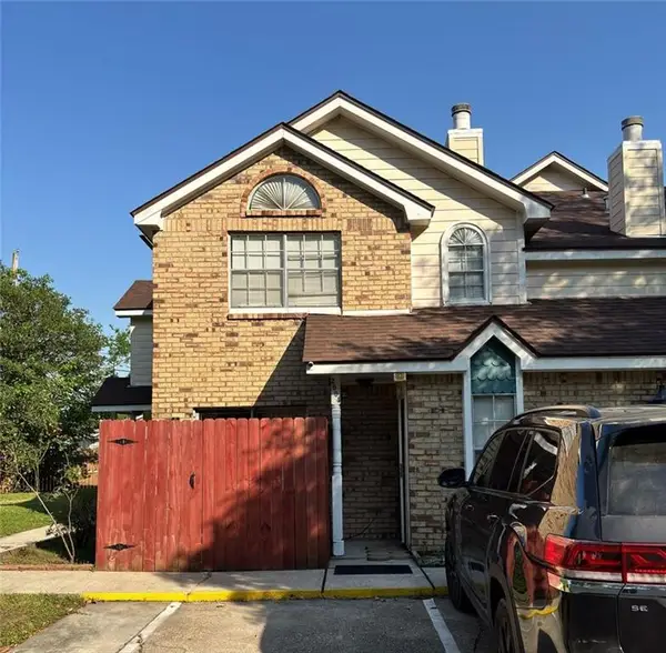 2004 Greenpoint Drive #2004, New Orleans, LA 70114