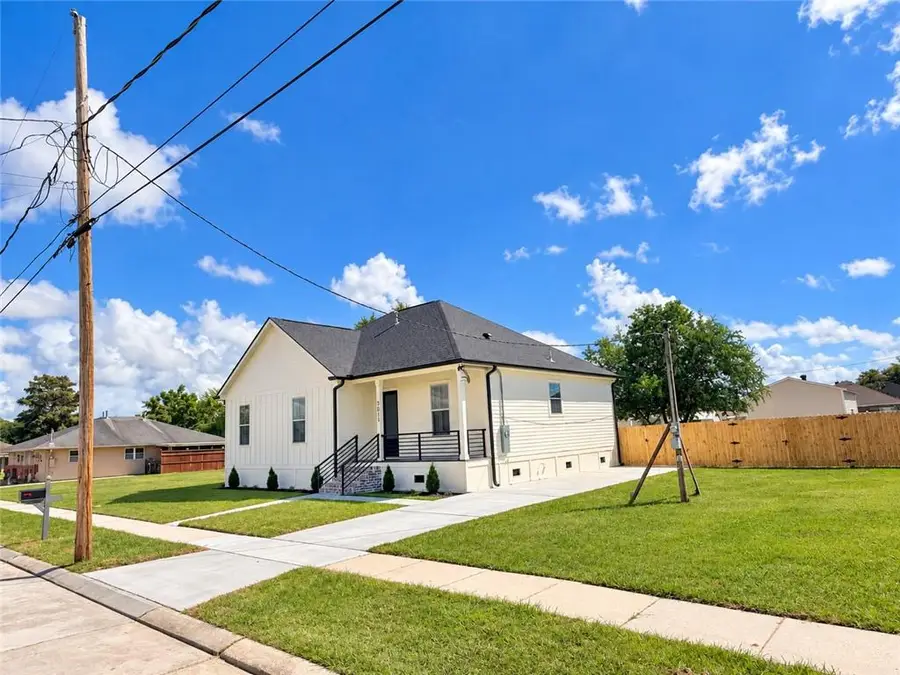 3013 Lyndell Drive, Chalmette, LA 70043 - #3