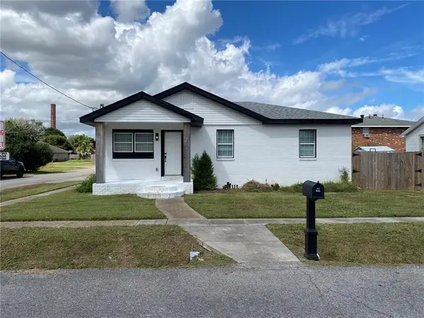 2300 Delille Street, Chalmette, LA 70043