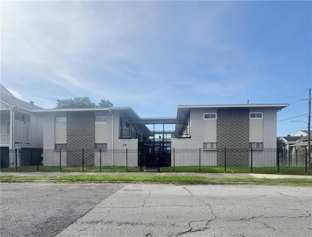 2601 Carondelet Street #H, New Orleans, LA 70130 - #1