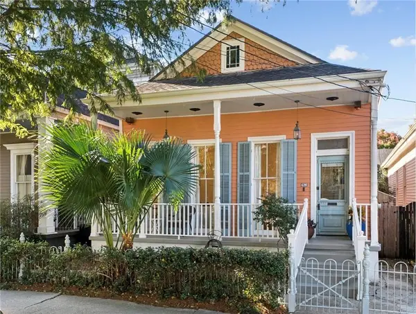 426 Henry Clay Avenue, New Orleans, LA 70118