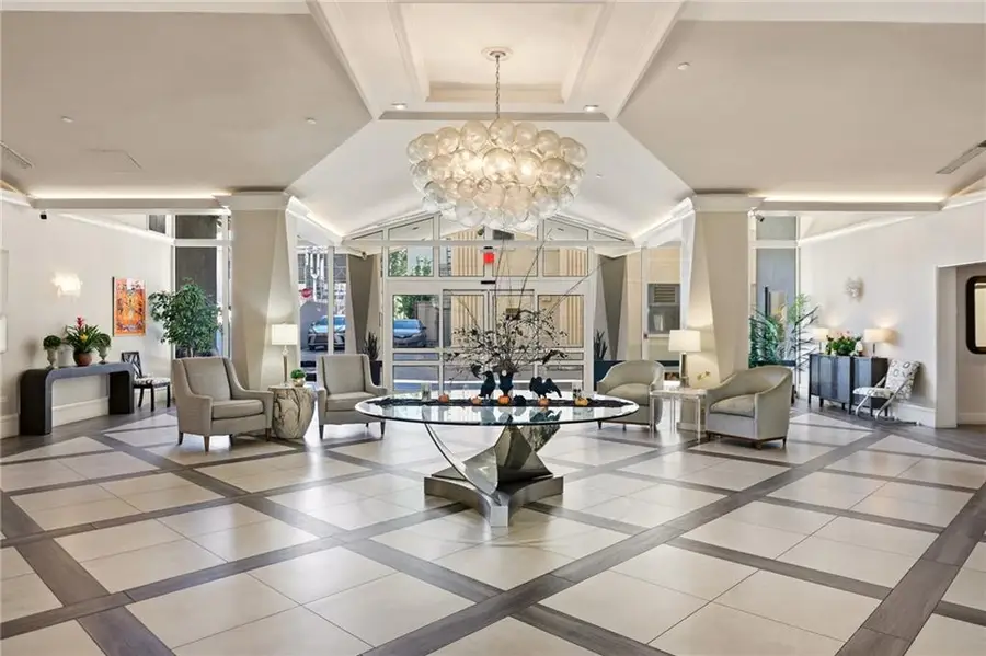 2100 St Charles Avenue #3B, New Orleans, LA 70130 - #3