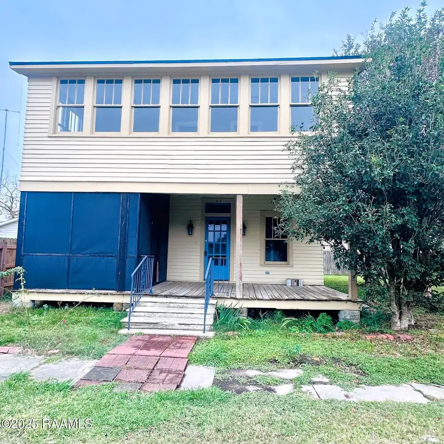 102 N Cunningham Street, Rayne, LA 70578 - #2