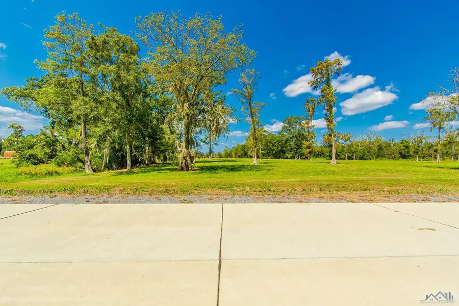 223 Chisholm Trail, Thibodaux, LA 70301 - #2