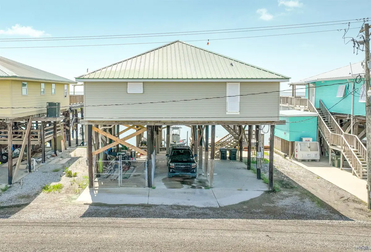 8213 Redfish St, Chauvin, LA 70344 - #1