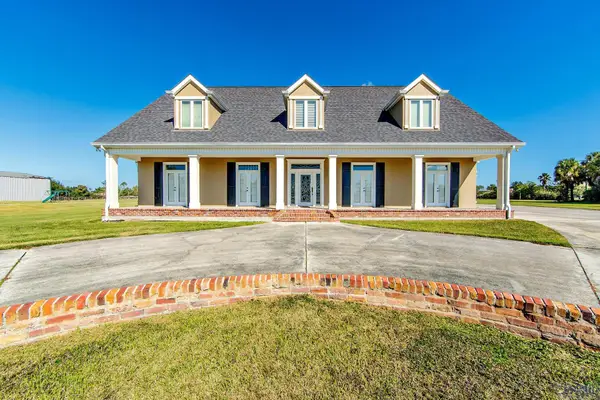 460 North Service Road, Raceland, LA 70394