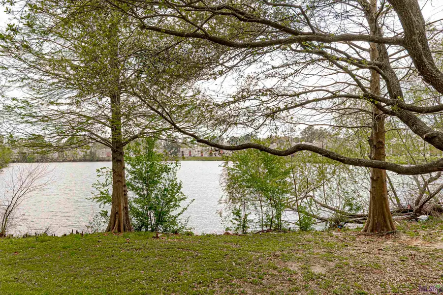 2956 Magazine Dr, Baton Rouge, LA 70816 - #2