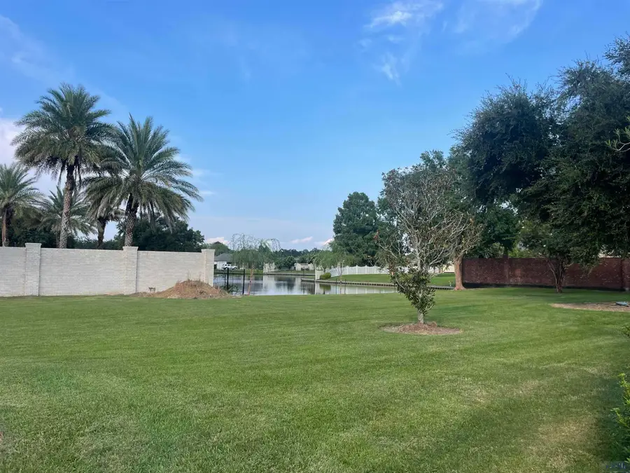104 Meandering Way, Houma, LA 70360 - #2