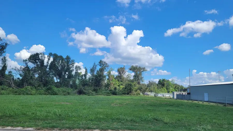 118 Lois Road, Houma, LA 70363 - #3