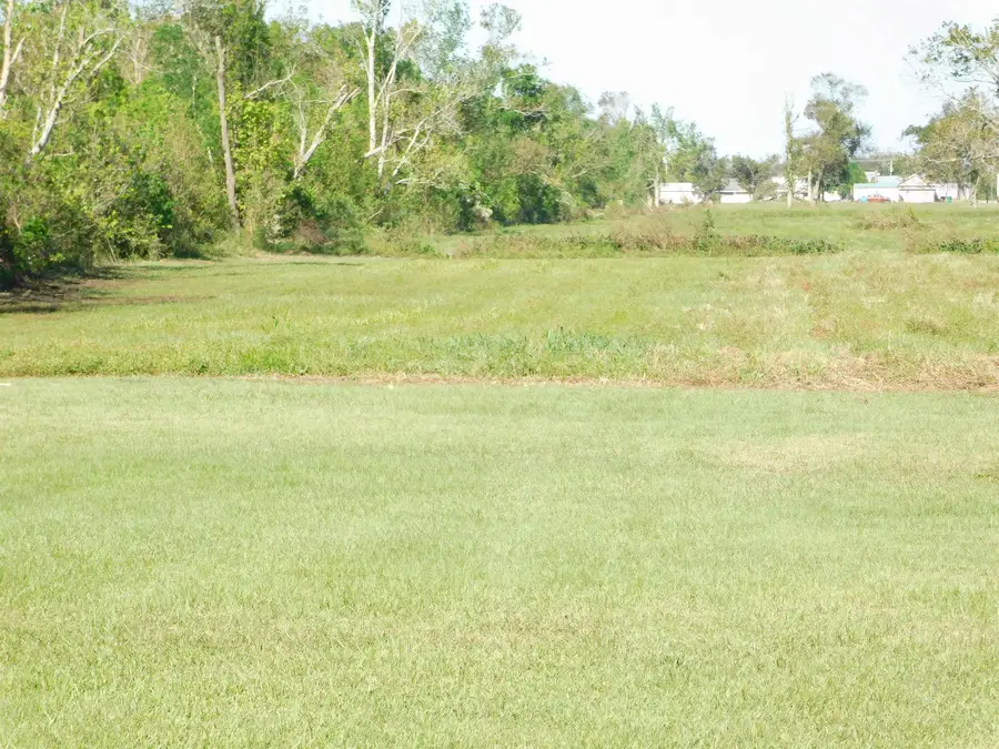 13911 Highway 3235, Cut Off, LA 70345 - #2