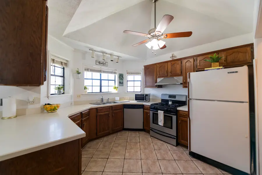 208 Angelle Drive, Houma, LA 70360 - #3