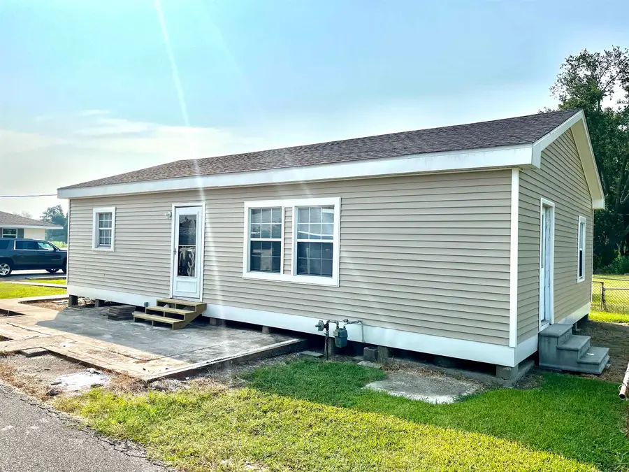 124 East 133rd Street, Galliano, LA 70354 - #2