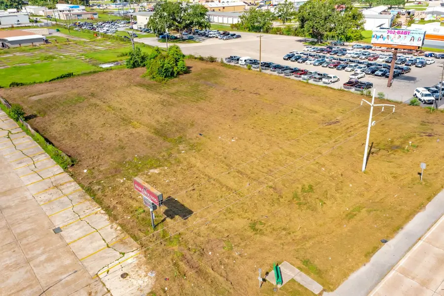 1105 West Tunnel Boulevard, Houma, LA 70360 - #2