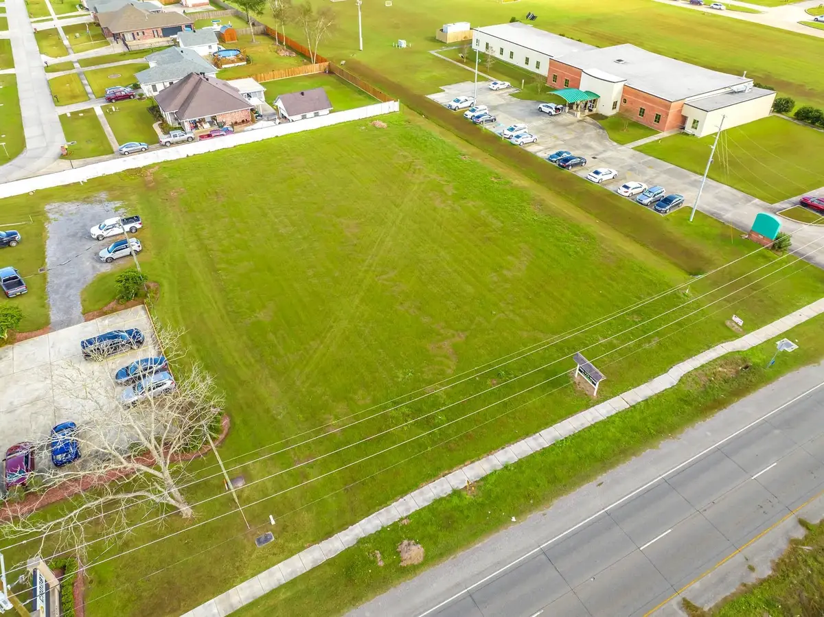 4697 W Park Ave, Houma, LA 70364 - #1