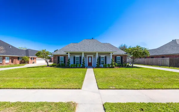 163 Lake Penchant Court, Houma, LA 70360