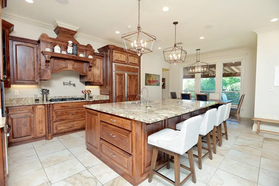 187 Regal Row, Houma, LA 70360 - #2