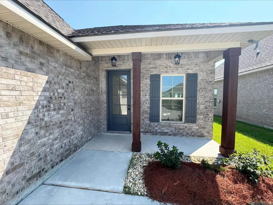 17175 Tidewater Ln, Baton Rouge, LA 70810 - Image #2