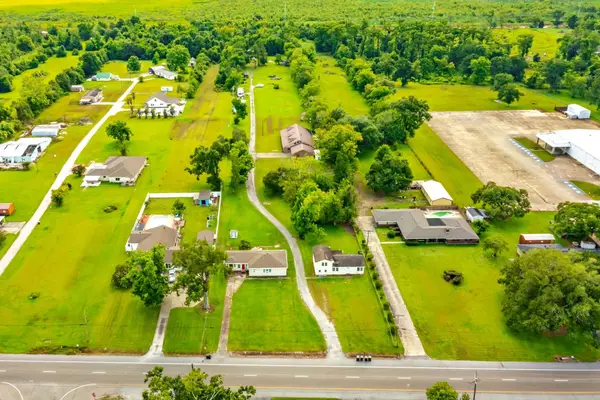 120 Whitfield Court, Houma, LA 70360