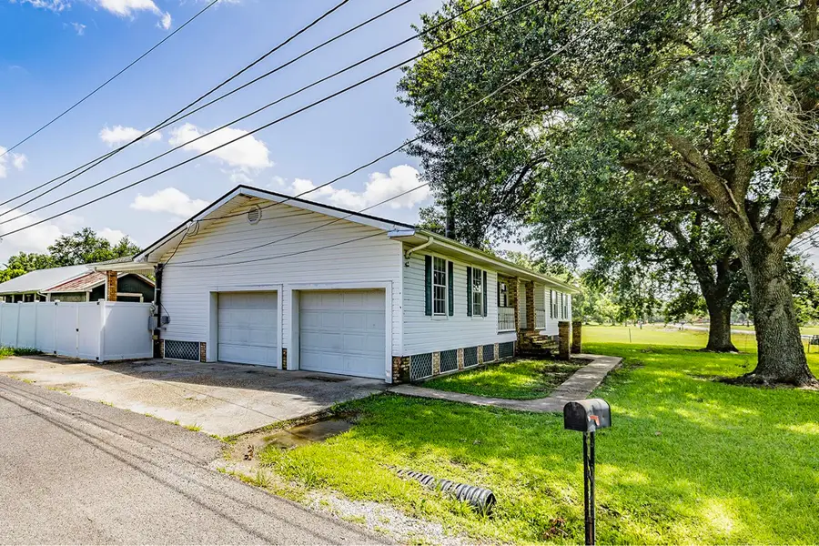 100 Farmer Lane, Thibodaux, LA 70301 - #2