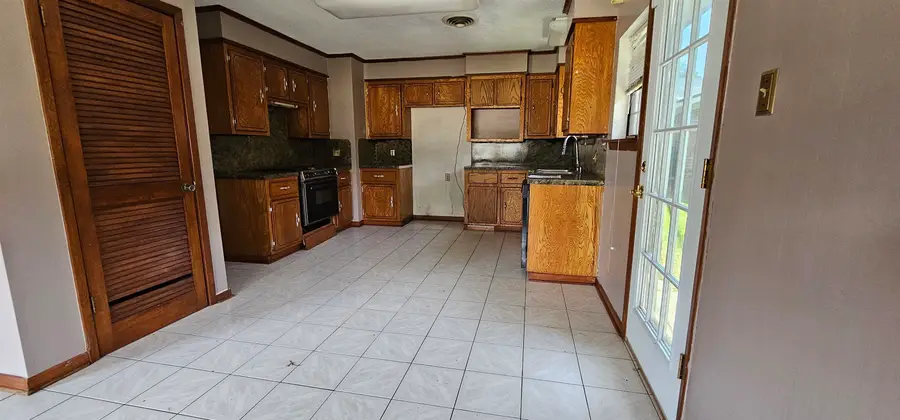 1212 Onstead St, Morgan City, LA 70380 - #2