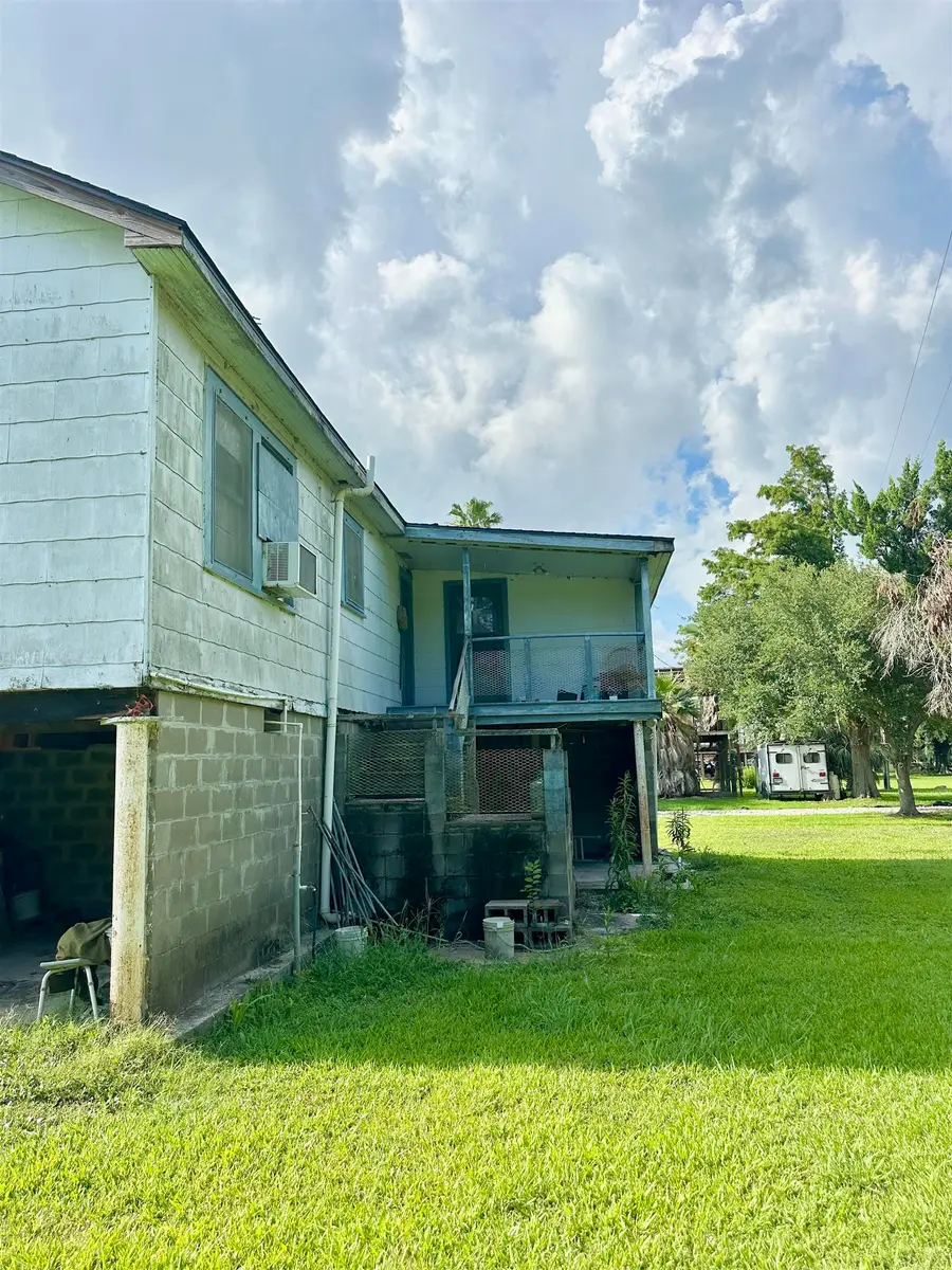 2047 Bayou Dularge Rd, Theriot, LA 70397 - #3