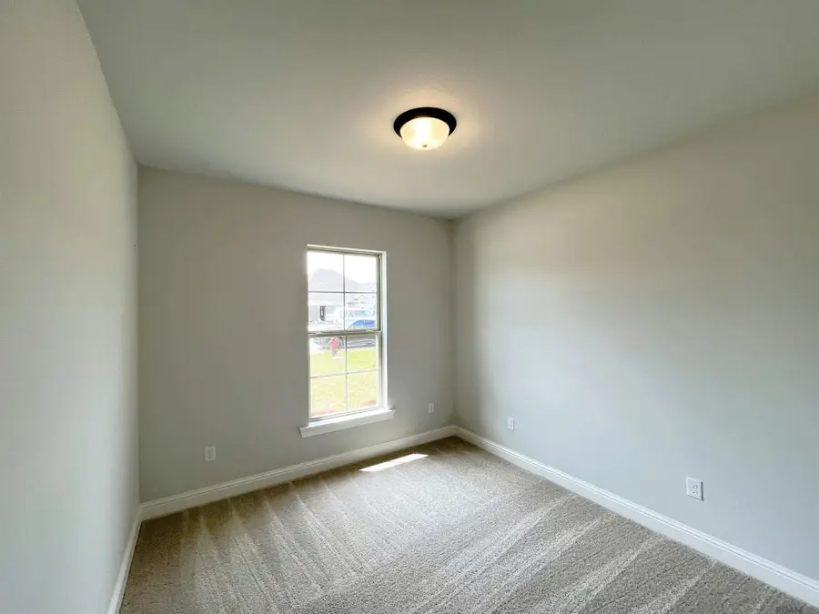 26141 Willette Ave, Denham Springs, LA 70726 - Image #2