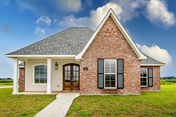 216 Morning Star Drive, Thibodaux, LA 70301