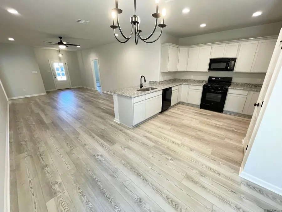 32514 White Bloom Ln, Walker, LA 70785 - Image #3