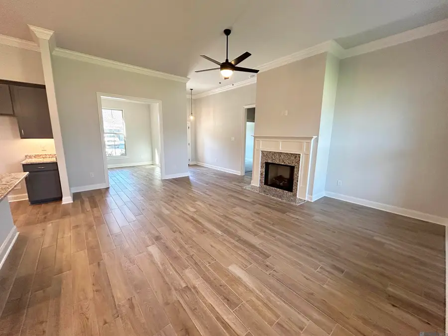 18834 Corlis Green Dr, Zachary, LA 70791 - Image #3