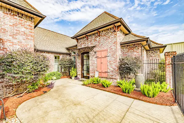 111 Gentle Oak Boulevard, Schriever, LA 70395