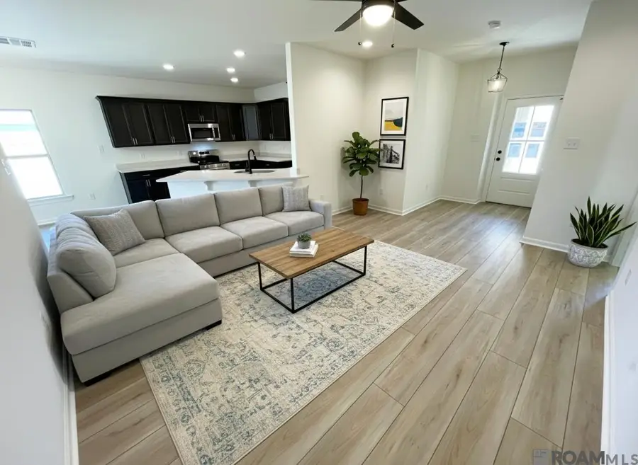 32647 Flower Tree Ct, Walker, LA 70785 - Image #2