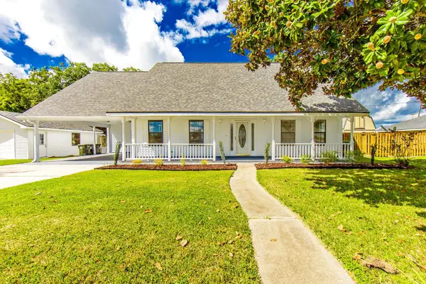 502 Racquet Lane, Houma, LA 70360