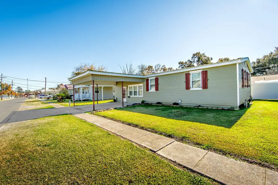 228 Lafaye, Thibodaux, LA 70301 - #3