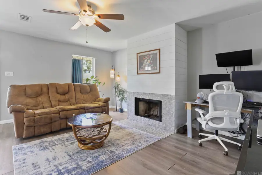 25426 Homestead Dr, Denham Springs, LA 70726 - Image #2