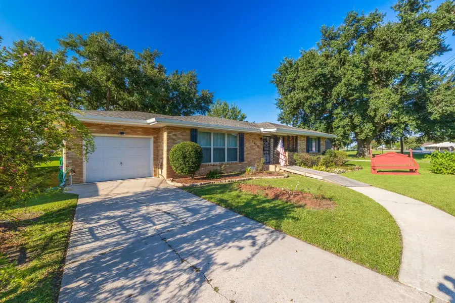 3426 Highway 1, Raceland, LA 70394 - #2