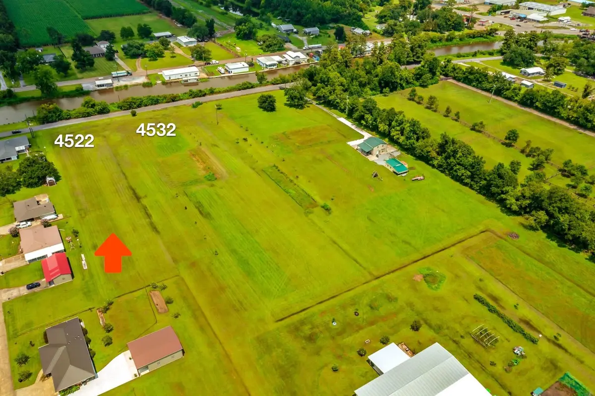 4522 Country Dr, Bourg, LA 70343 - #1