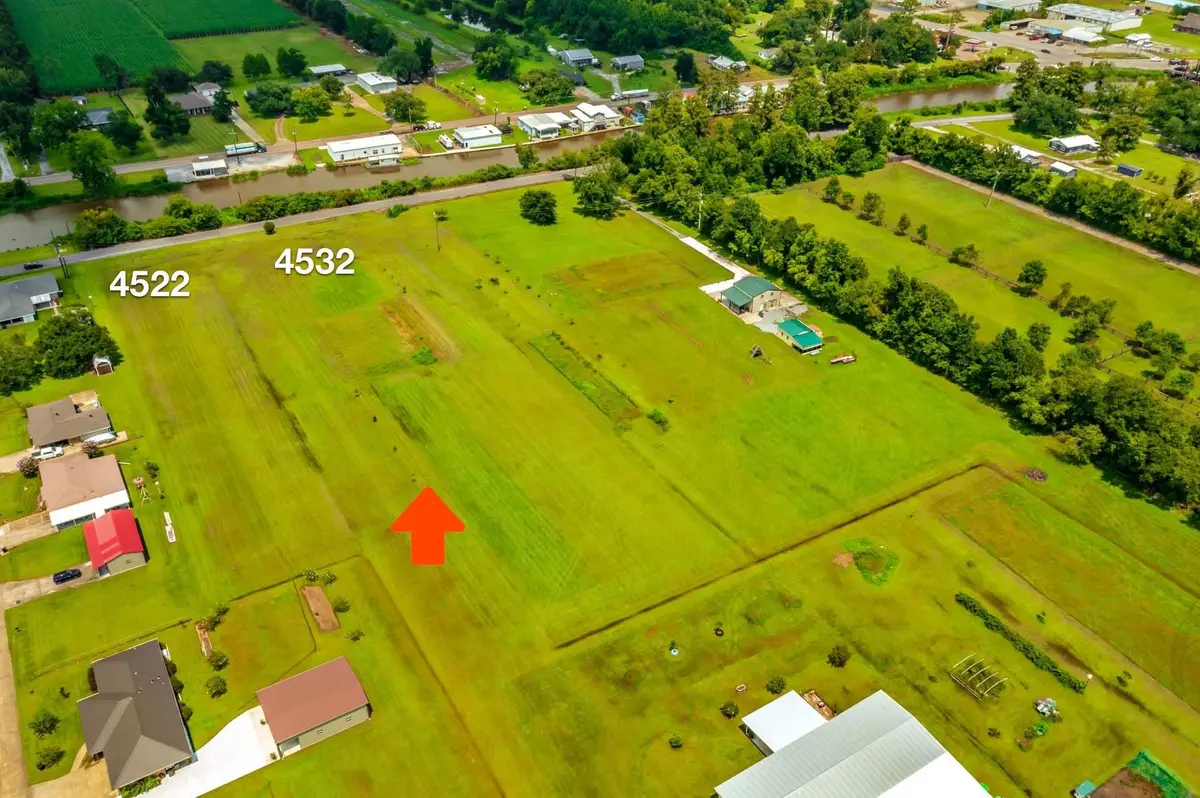 4532 Country Dr, Bourg, LA 70343 - #1