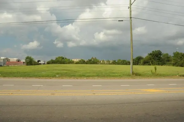 2316 Grand Caillou Road, Houma, LA 70363