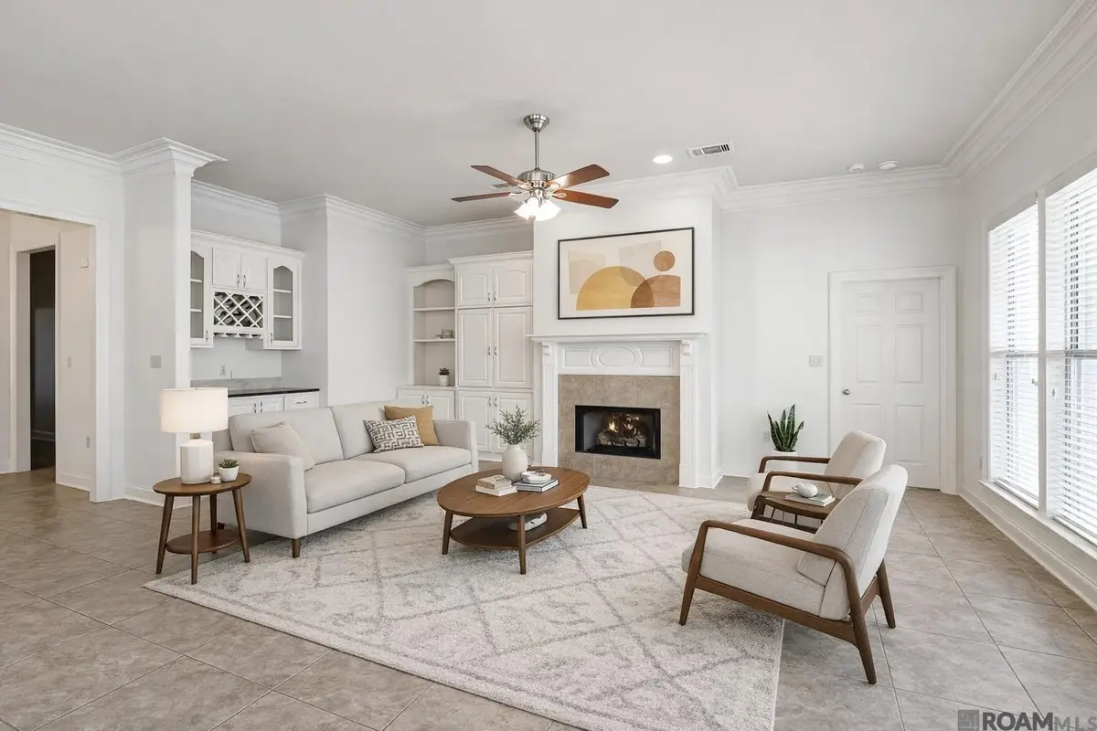 17179 Grove Dr, Prairieville, LA 70769 - Image #1