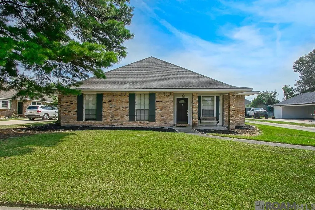 5029 Herridge Dr, Baton Rouge, LA 70817 - Image #1